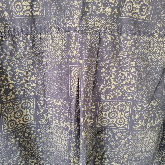 Van Heusen Over-Easy Blue Gray Bandana Print Hawaiian Shirt Size XL - Picture 6 of 8